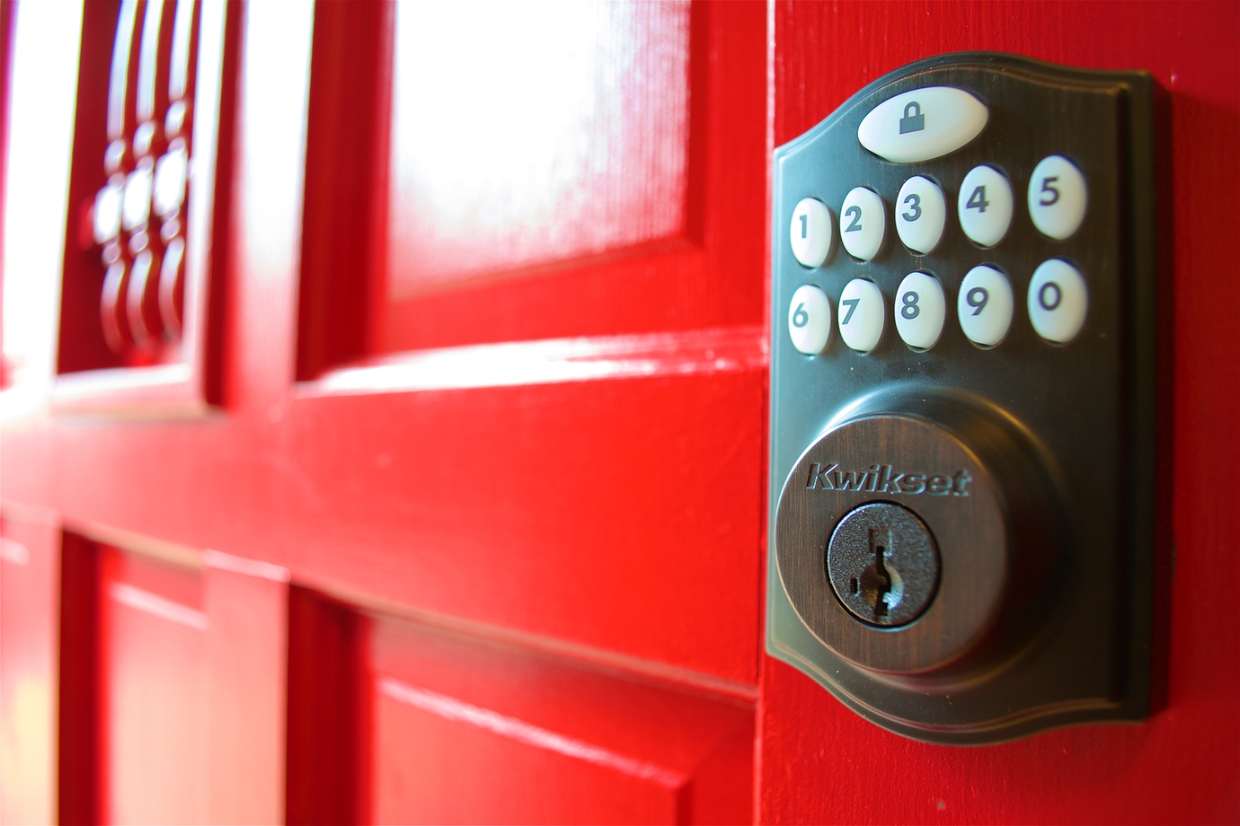 Keyless Lock With Remote Adding Deleting Of Pin Codes From Phone
